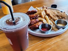 -Thanks美式餐厅(汉堡咖啡店)