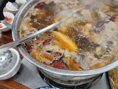 -广宁炭炉鸡煲·富临门饭店