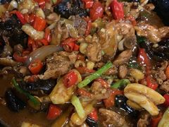 砂锅土鸡-醉美东江·三文鱼·烧鸡公