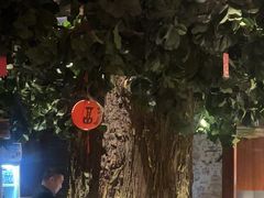 -八府香鸭·啫啫煲(华山路店)