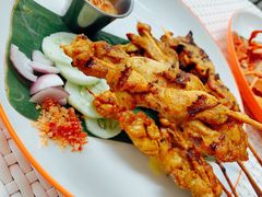 -Cha Cha's Beach Cafe