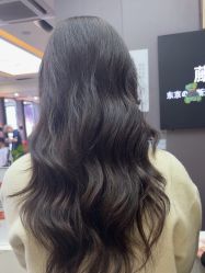 -藤野造型烫染·漂发