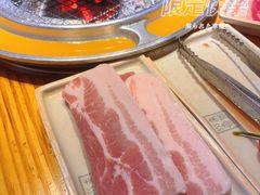 五花肉-喜来稀肉(北外滩白玉兰广场店)