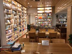 大堂-猫的天空之城概念书店(景德镇陶溪川店)
