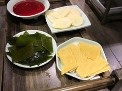 -红九格老火锅(三峡广场店)