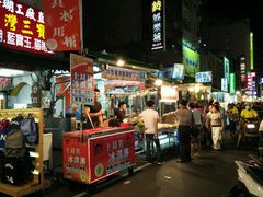 -六合夜市
