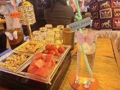 -喜鹊音乐酒馆(西街店)