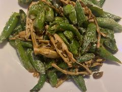 -新白鹿餐厅(百联中环店)