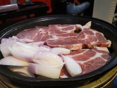 精品梅花肉-炙韩料理·部队锅专门店