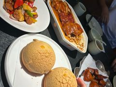 -蝴蝶里·粤菜·点心(滨江龙湖店)