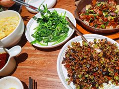 蒜蓉菠菜-云海肴·汽锅鸡·云南菜(美罗城店)