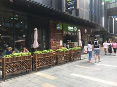 -江燕路万科里