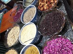 -八一路好吃街(雨田商务大厦店)