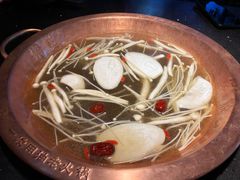 野生菌汤锅-锅说大脸毛肚重庆老火锅(佐阾店)