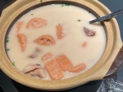 -肥肥虾庄·金牌油焖大虾(杨园滨江时代walk店)