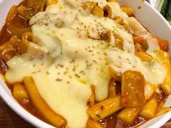 炒年糕-喇喇排骨火锅·传统韩式脊骨汤(望京西园总店)
