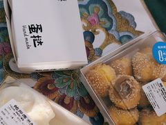 -鲍师傅糕点(大沽南路店)
