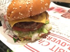 -The Habit Burger Grill 哈比特汉堡(复兴soho店)