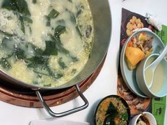 -洪氏嗨捞·猪肚鸡火锅(阳光天地店)