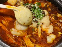 -渝是乎川渝小炒(新世界百货望京店)