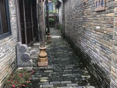 -青瓦房古村落