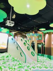 -绿野星空儿童乐园