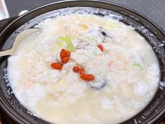 鲜蟹上菇豆腐炖-闽和南(深圳万象城店)