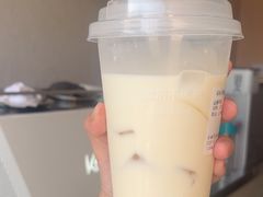 -本来不该有·鲜果咖啡(大梅沙店)