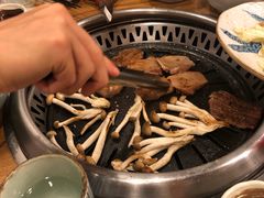 -炼火烤肉店