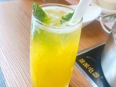 老盐菠萝-樾餐厅泰式海鲜火锅(民歌湖店)