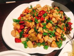 尖椒鸡-舌尖上的食缘花园主题餐厅