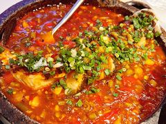 石锅豆瓣笋壳鱼-麻六记(新天地店)