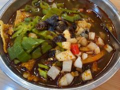 -柳州肥姨妈大骨螺蛳粉(东靖路店)
