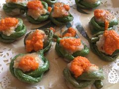 蟹黄墨鱼饼-龙桥私厨·姜花菊花过桥鱼·顺德菜(容桂店)