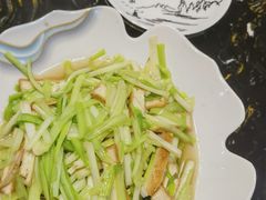 -跃进桥火烧鸡(怒江西岸店)