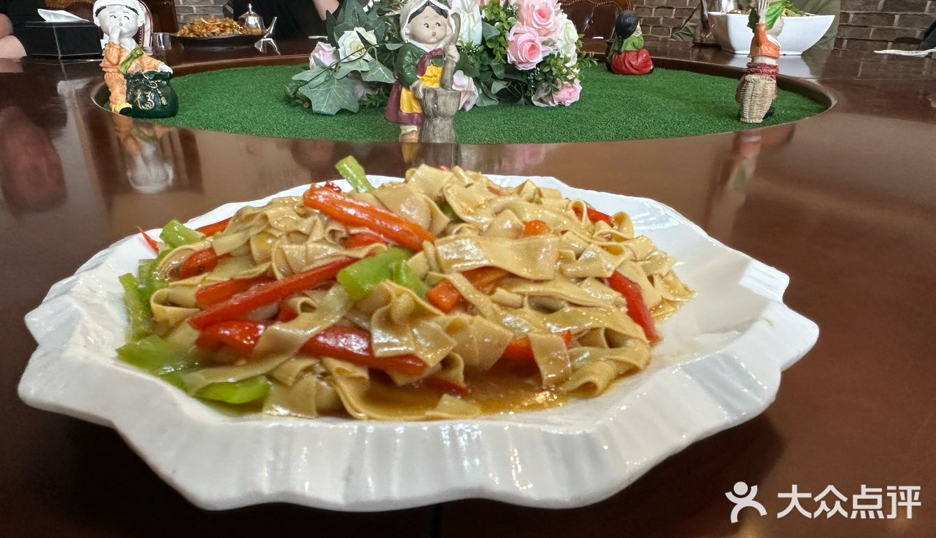 乡味美食游