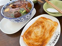 -叶新小吃店(来凤小区总店)