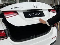 -宁波之星奔驰4S店(海曙店)