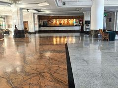 -陕西华浮宫酒店(未央湖公园店)