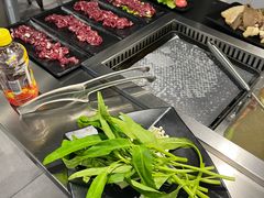 -牛里牛气· 榴莲海鲜鲜牛肉自助火锅·烤肉(横岗店)