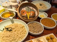 -裕兴记•蟹黄面馆(人民广场店)