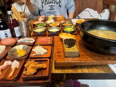 -银米·云南传统过桥米线(双廊黑金冠店)