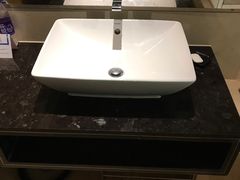 -广州天河希尔顿酒店