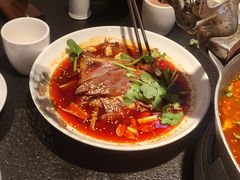 -万重锦·人文川菜馆(骡马市店)