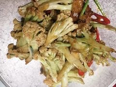 -卢大鲜鱼头捞饭(美利广场店)