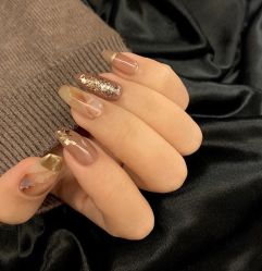 -EAST日式美甲美睫沙龙