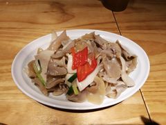 -十三式重庆江湖菜(金茂览秀城店)