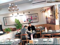大堂-八两八金·莱芜特色炒鸡(市南漳浦路店)