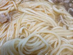 -亮亮面馆(经六路店)