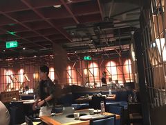 大堂-老墙根涮肉·铜锅·烧烤(欢乐谷·王四营店)